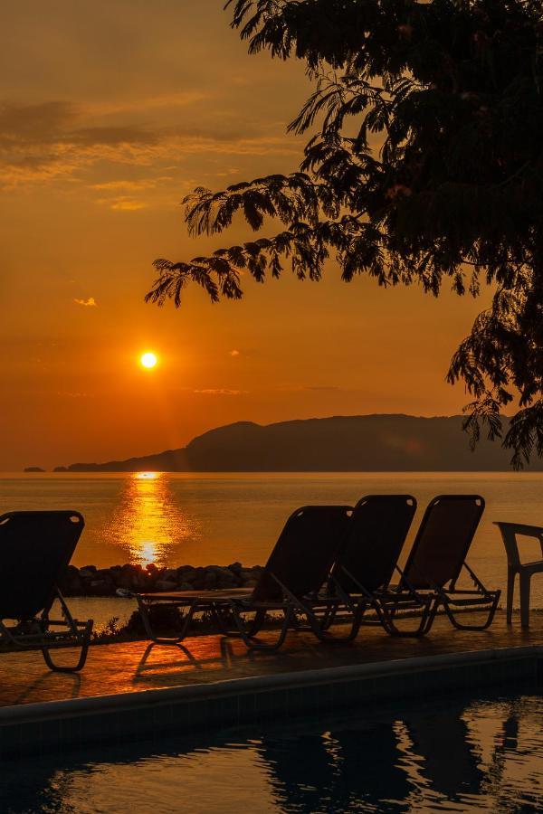 Studios Avra Agios Georgios  Dış mekan fotoğraf