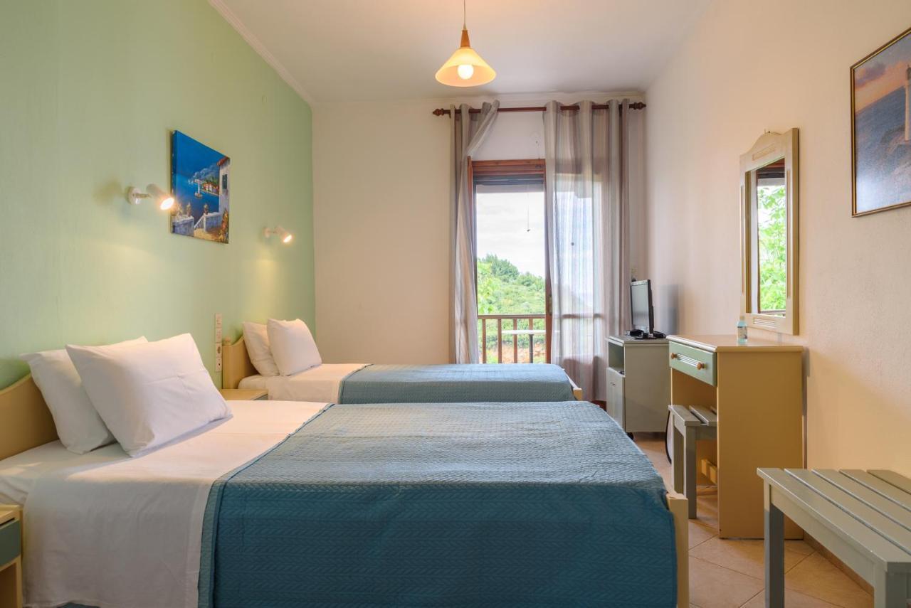 Studios Avra Agios Georgios  Dış mekan fotoğraf