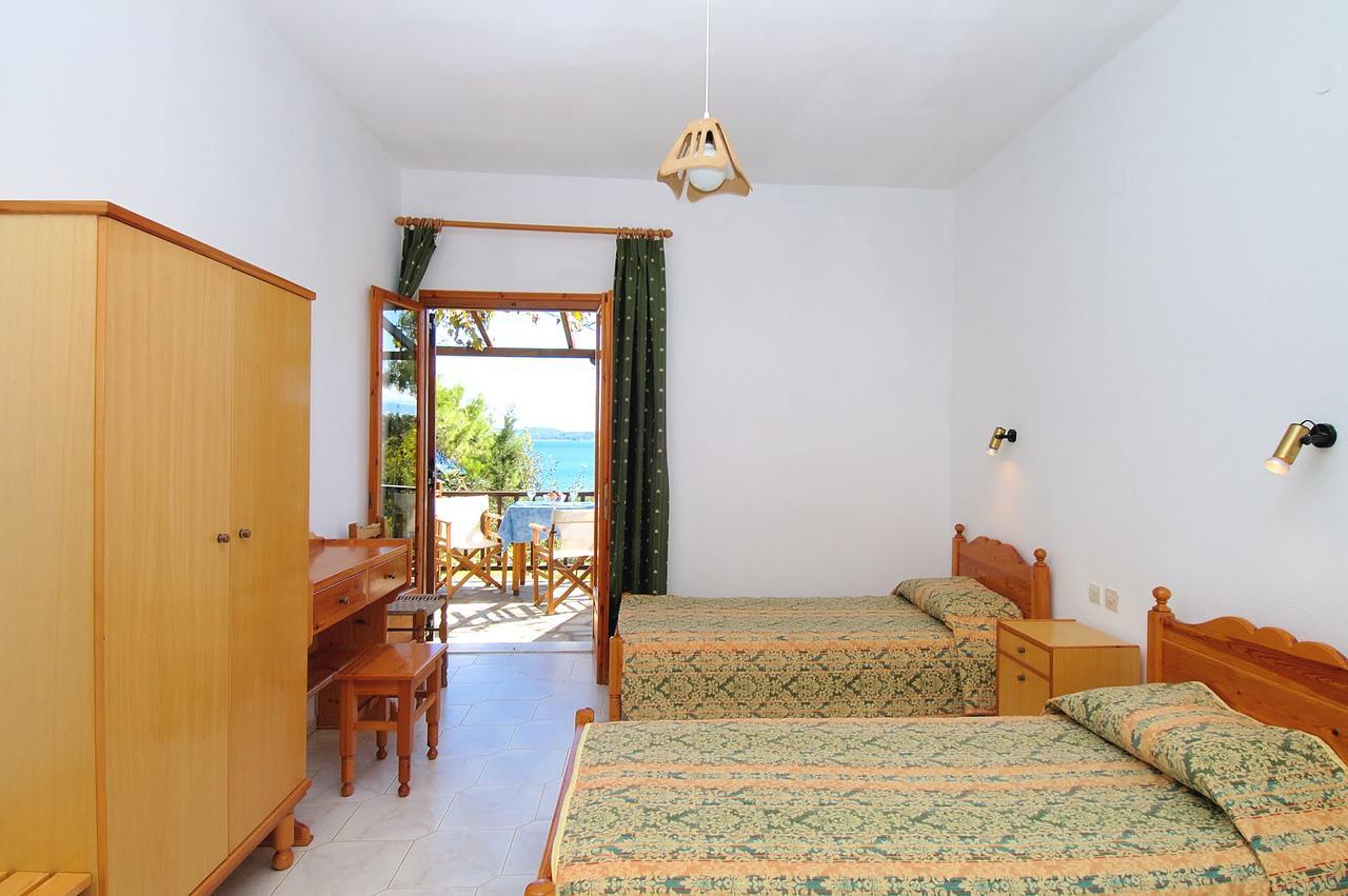 Studios Avra Agios Georgios  Dış mekan fotoğraf