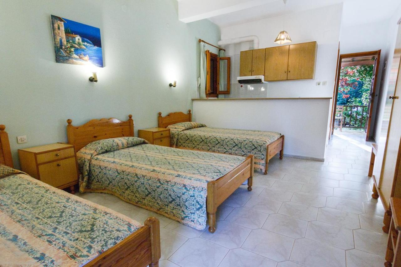 Studios Avra Agios Georgios  Dış mekan fotoğraf