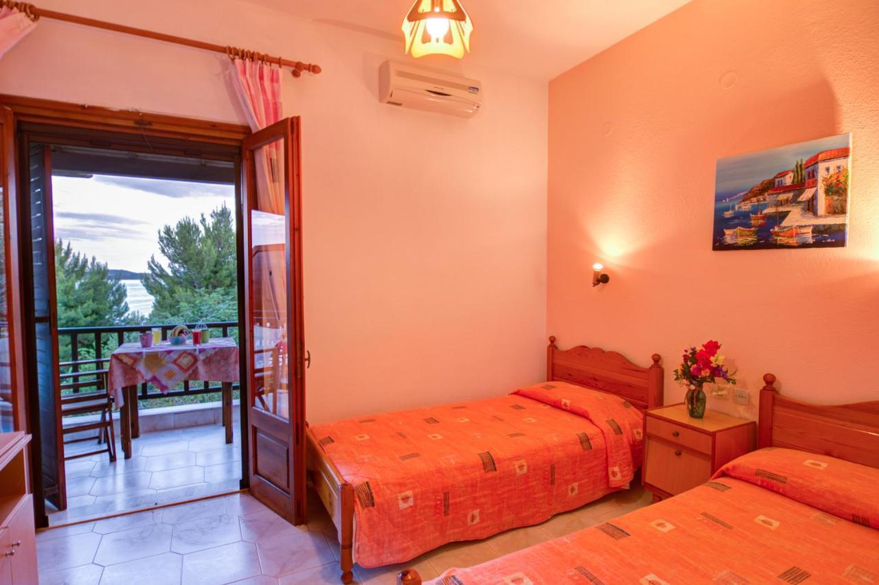 Studios Avra Agios Georgios  Dış mekan fotoğraf