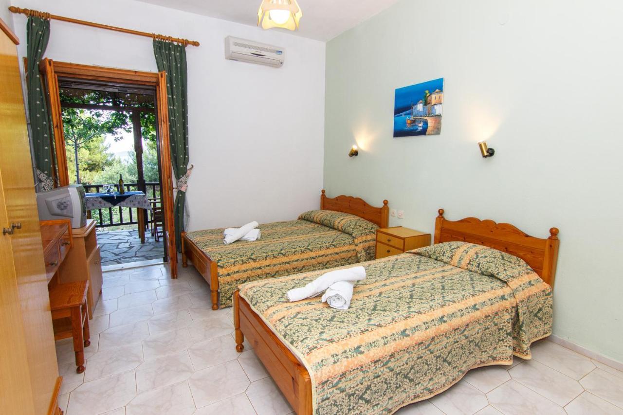 Studios Avra Agios Georgios  Dış mekan fotoğraf