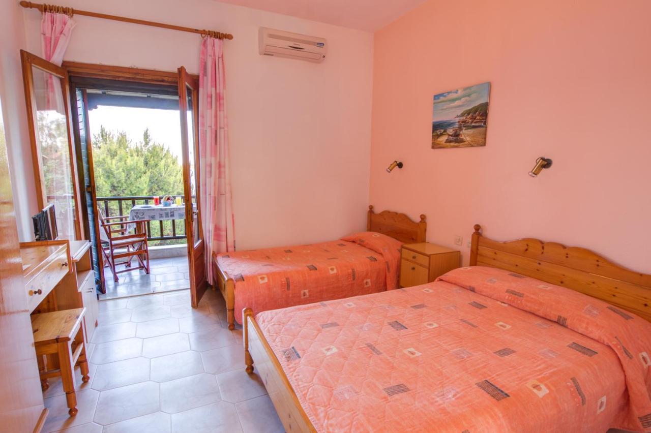 Studios Avra Agios Georgios  Dış mekan fotoğraf