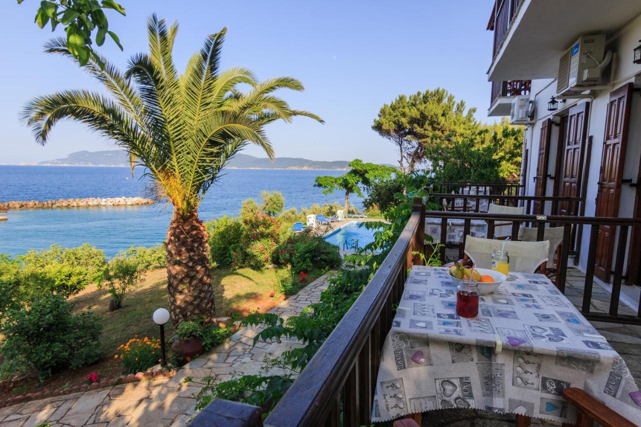 Studios Avra Agios Georgios  Dış mekan fotoğraf