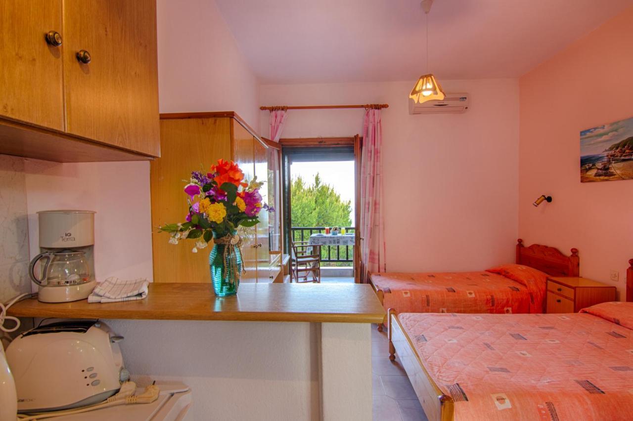 Studios Avra Agios Georgios  Dış mekan fotoğraf